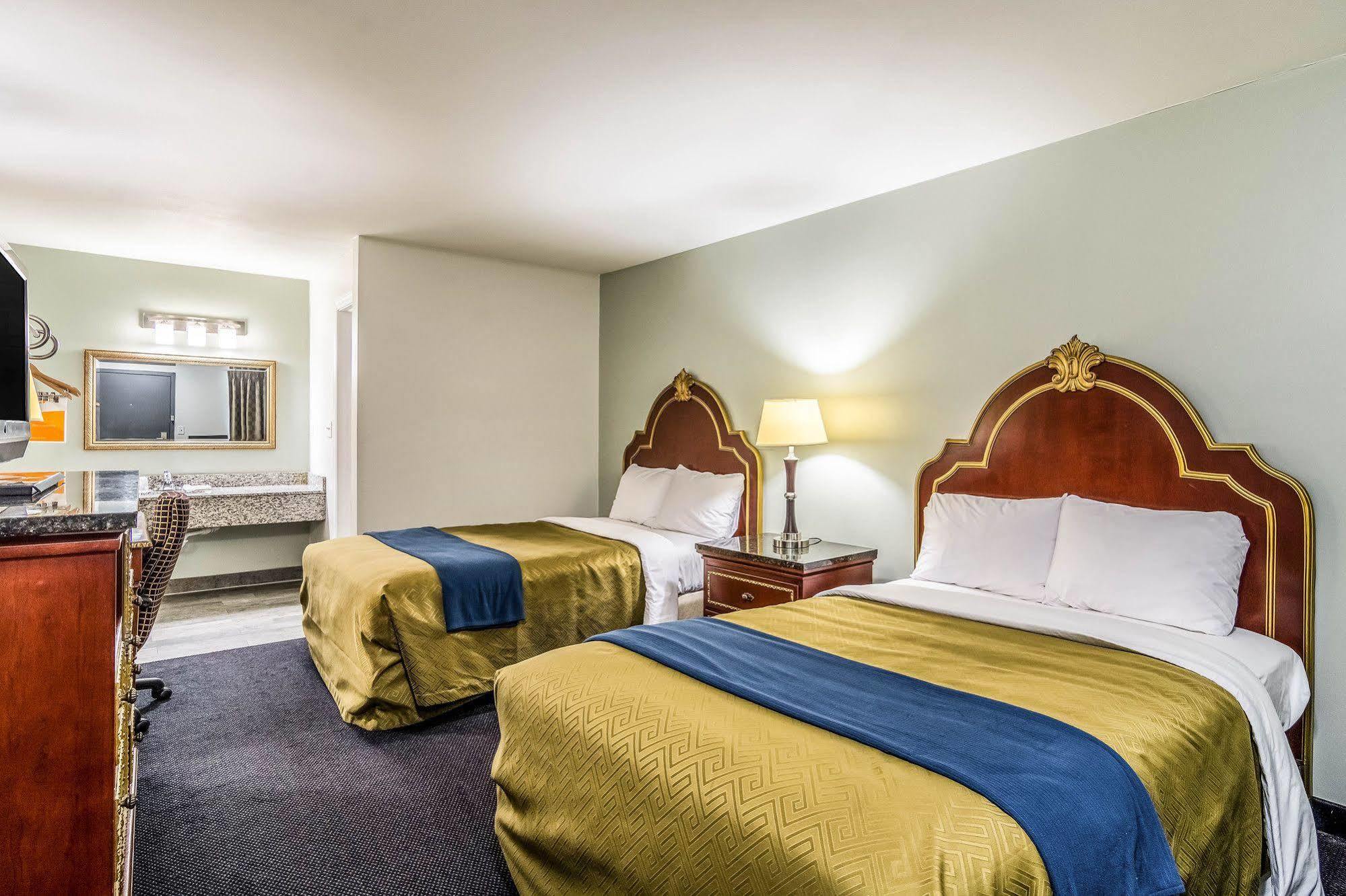 Rodeway Inn Портедж Экстерьер фото